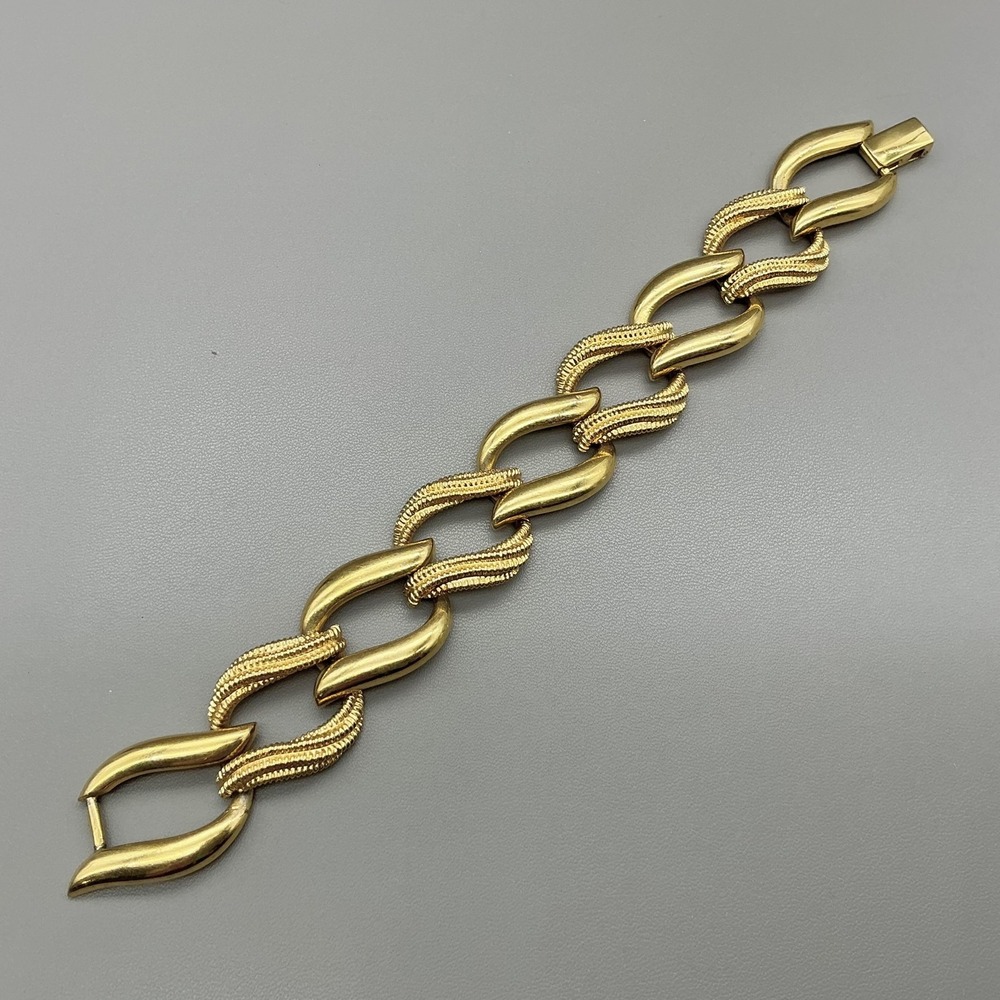 Vintage Napier‎ Bracelet Gold Tone Chain Link Box Clasp Womens 7 Inch Jewelry